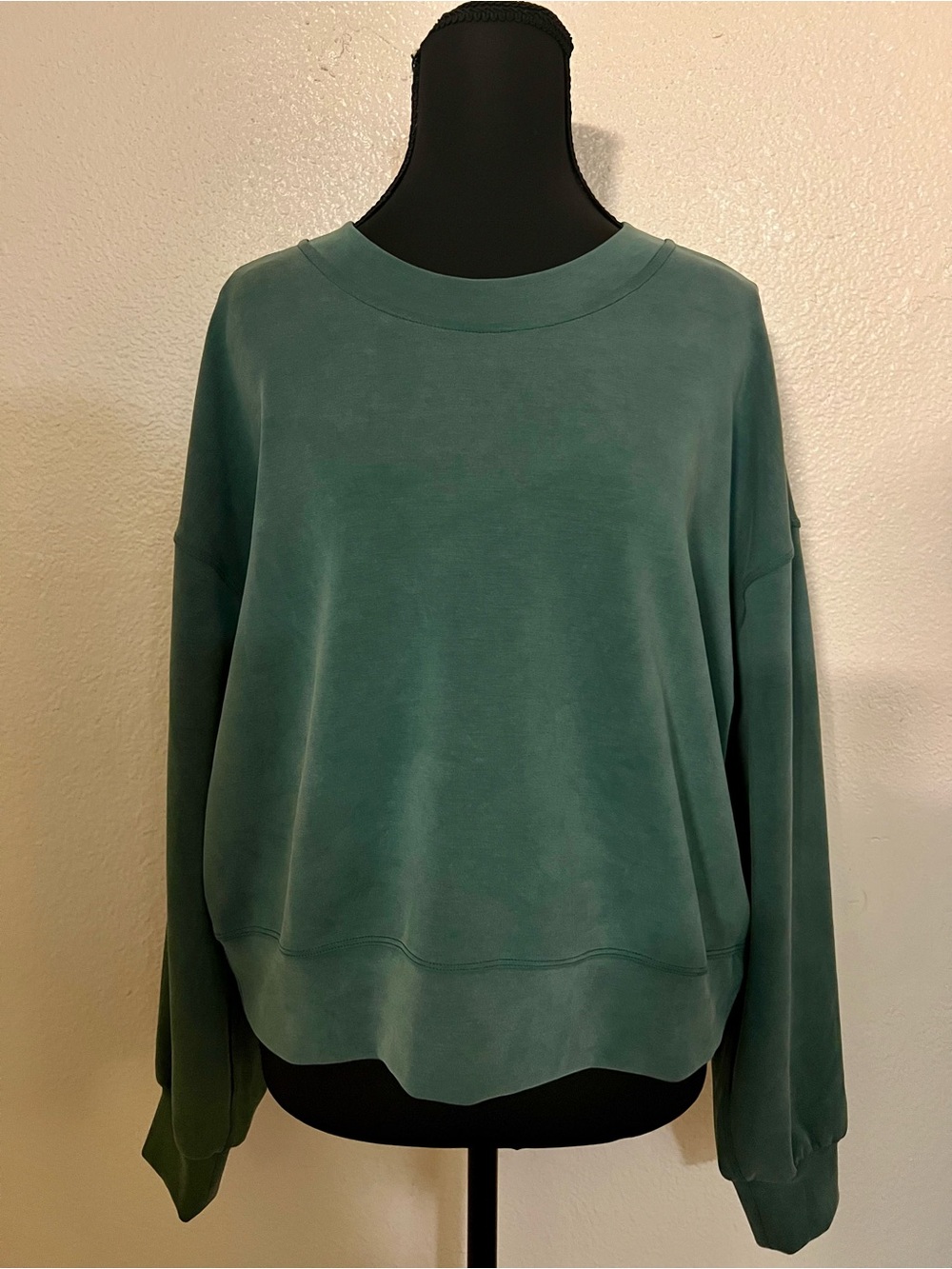 Lululemon  Relaxed Crewneck Sweatshirt  in Teal